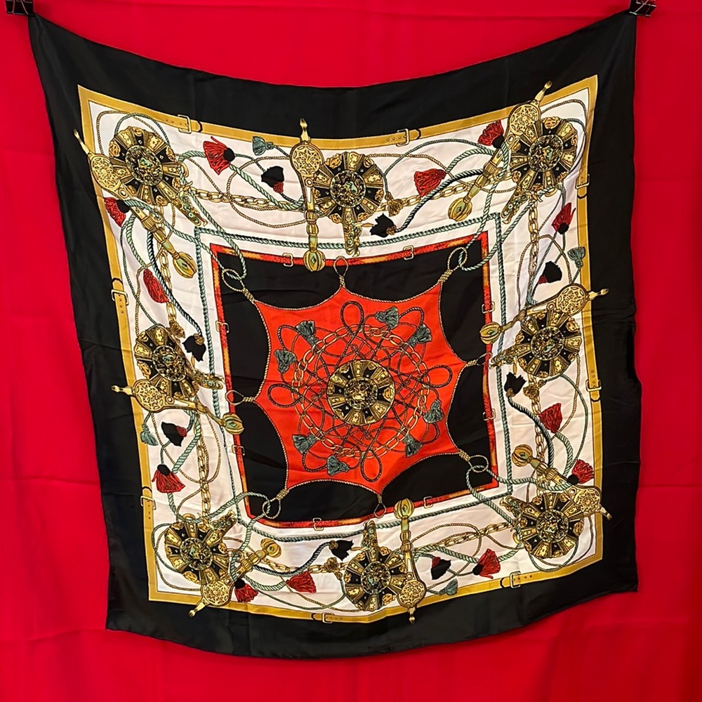 Woman’s scarf